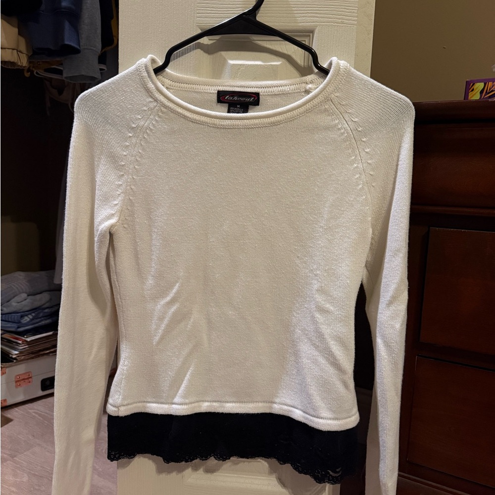 Takeout Cream Fitted Ruffled Long Sleeve Top